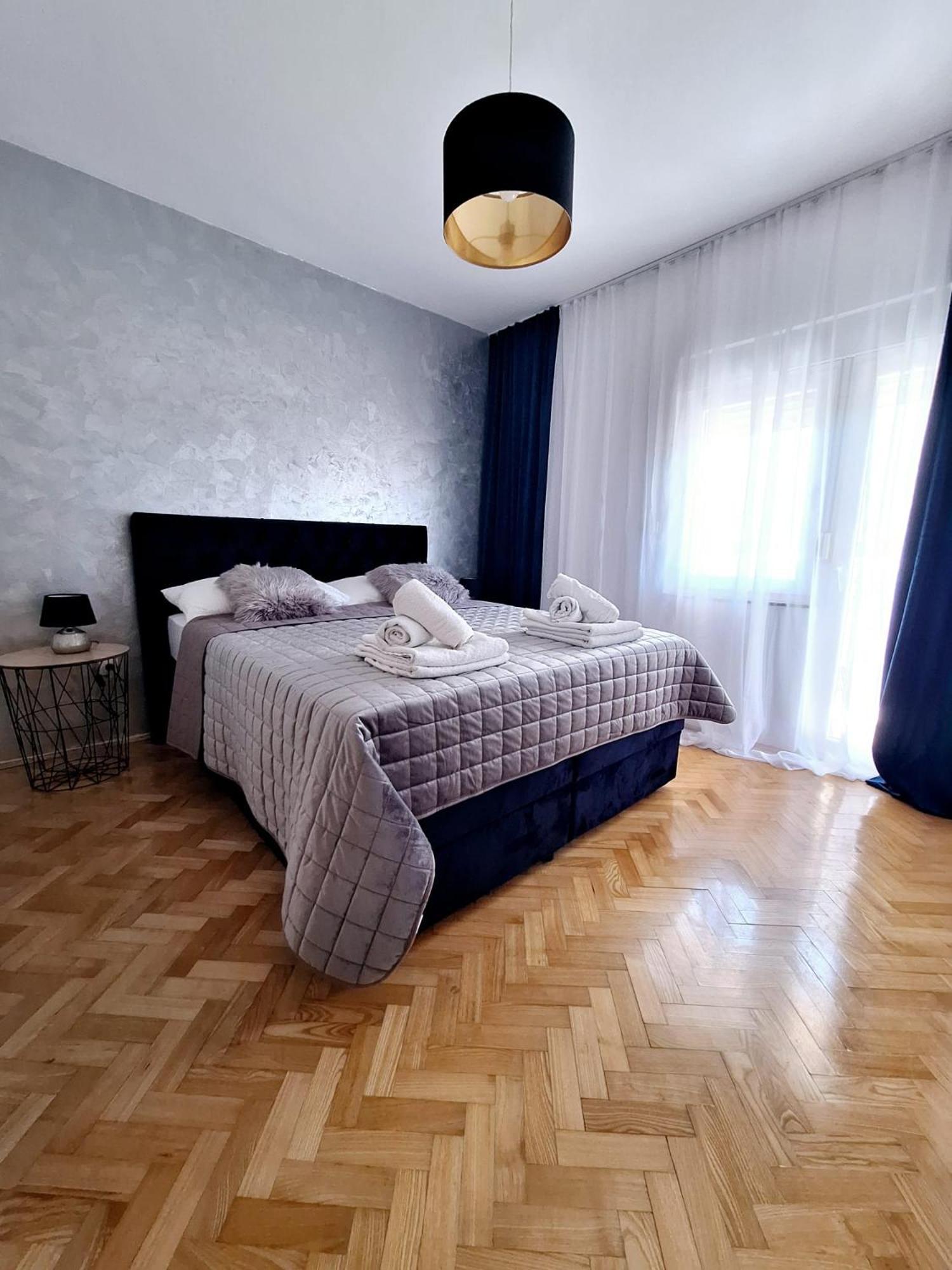 Apartment Lucy Zadar - Free Private Parking Esterno foto