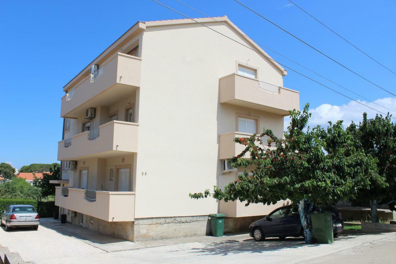 Apartment Lucy Zadar - Free Private Parking Esterno foto